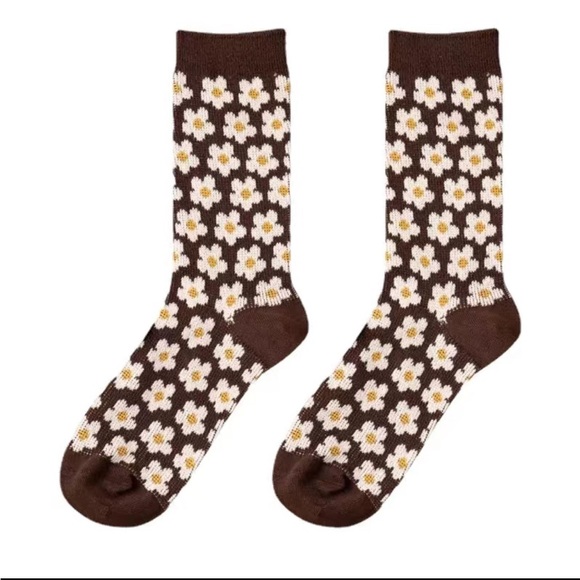 Women’s Patterned Tube Socks 5 Pairs - Picture 9 of 10
